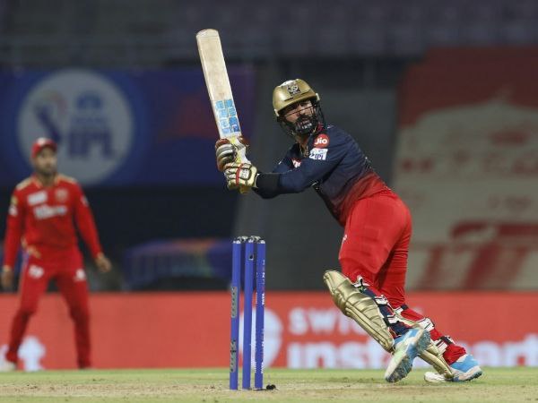 1. ದಿನೇಶ್ ಕಾರ್ತಿಕ್