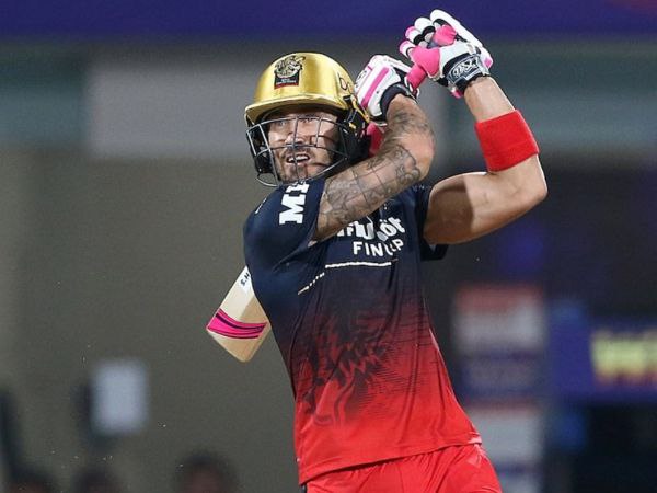 ನಾಯಕ ಮತ್ತು ಉಪನಾಯಕನ ಸ್ಥಾನ ಇವರಿಗೆ ನೀಡಿ