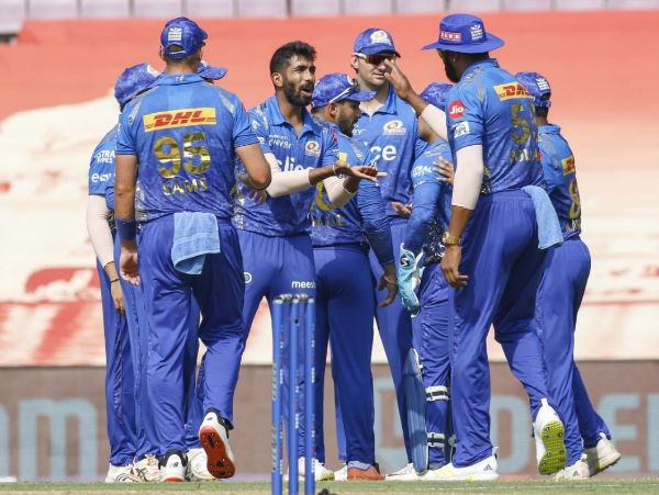 2. ಡೇನಿಯಲ್ ಸ್ಯಾಮ್ಸ್ 