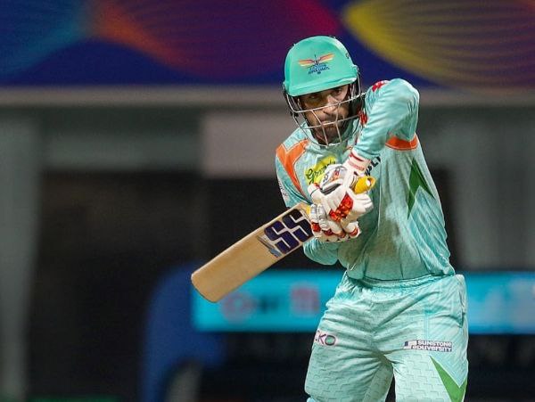 4. ಆಳವಾದ ಬ್ಯಾಟಿಂಗ್ ಬಲ