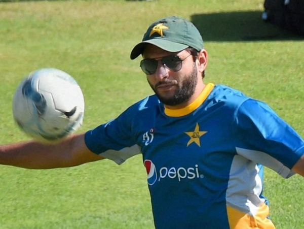 ಶೋಯೆನ್ ಅಖ್ತರ್‌ಗೆ ಕೃತಜ್ಞತೆ ಸಲ್ಲಿಸಿದ ಕನೇರಿಯಾ