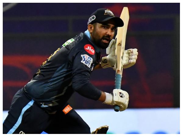 ಕೊನೆಯ ಎಸೆತದಲ್ಲಿ 5/6 ರನ್ ಬೇಕಿದ್ದಾಗ ಸಿಕ್ಸರ್ ಸಿಡಿಸಿ ಗೆಲ್ಲಿಸಿದ ಪ್ಲೇಯರ್ಸ್‌(IPL)