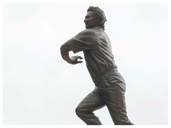 ಅಕಾಲಿಕ ಸಾವನ್ನಪ್ಪಿದ ವಾರ್ನ್