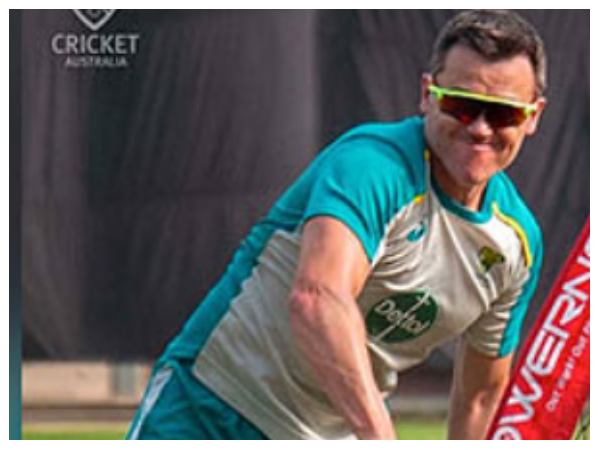 ಆಂಡ್ರ್ಯೂ ಬೊರೊವೆಕ್ ಮತ್ತೊಬ್ಬ ಅಸಿಸ್ಟೆಂಟ್ ಕೋಚ್