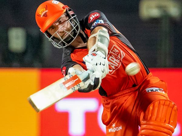 ಕೇನ್ ವಿಲಿಯಮ್ಸನ್ (ಎಸ್‌ಆರ್‌ಎಚ್)- 5/10