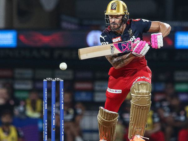 ಫಾಫ್ ಡು ಪ್ಲೆಸಿಸ್ (ಆರ್‌ಸಿಬಿ) - 8/10 