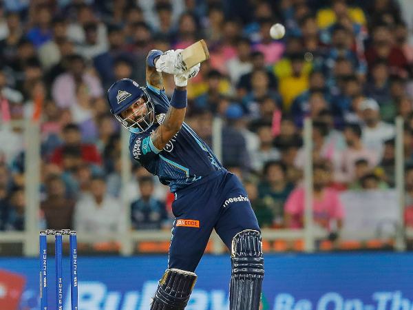 ಹಾರ್ದಿಕ್ ಪಾಂಡ್ಯ 30 ಎಸೆತಗಳಲ್ಲಿ 34 ರನ್