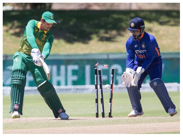 ನೇರಪ್ರಸಾರ ಹಾಗು ಲೈವ್‌ಸ್ಟ್ರೀಮಿಂಗ್