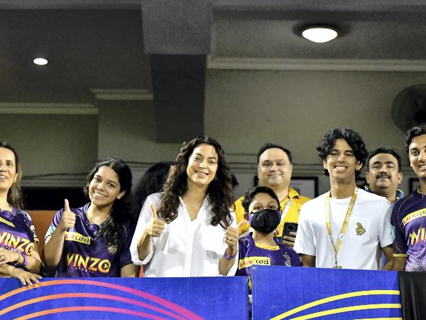 ನೈಟ್ ರೈಡರ್ಸ್ ಸಾಹಸಕ್ಕೆ ಬೆಂಬಲ