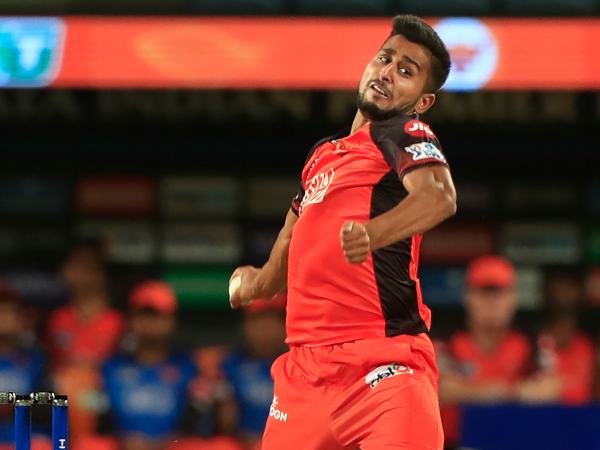 This Pacer Should Be In The Test And ODI Team India Aagainst England Says Sunil Gavaskar 