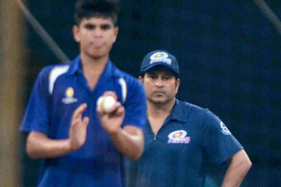 IPL 2022: What Did Sachin Tendulkar Advice to His Son About Not Getting a Chance in MI playing 11? IPL 2022: What Did Sachin Tendulkar Advice to His Son About Not Getting a Chance in MI playing 11?