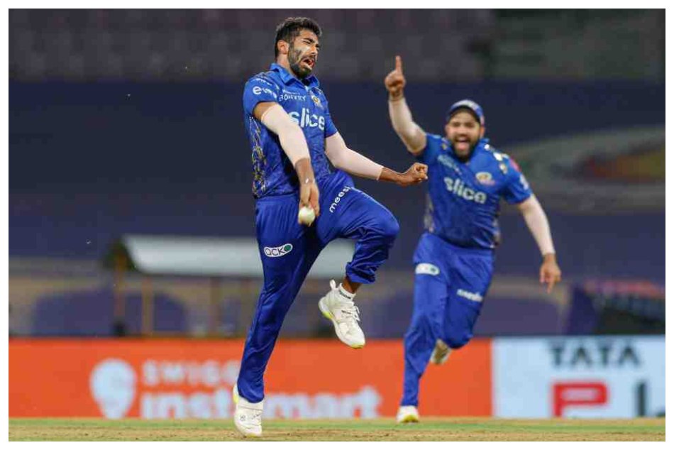 IPL 2022: Mumbai Indians vs Chennai Super Kings players records and approaching milestones