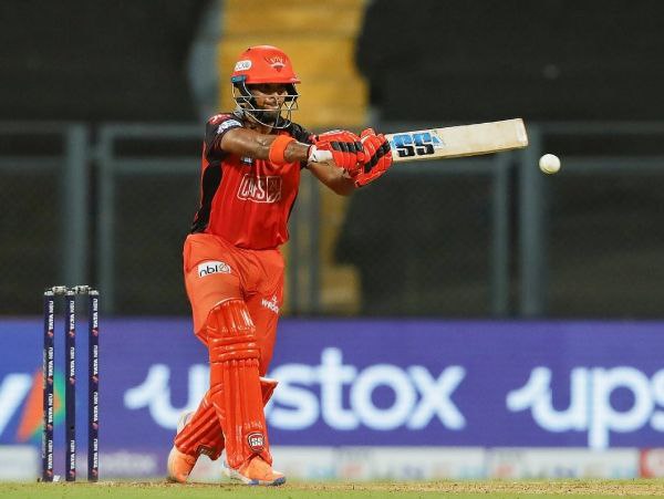 2.ನಿಕೋಲಸ್ ಪೂರನ್