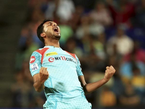 3. ಮೊಹ್ಸಿನ್ ಖಾನ್