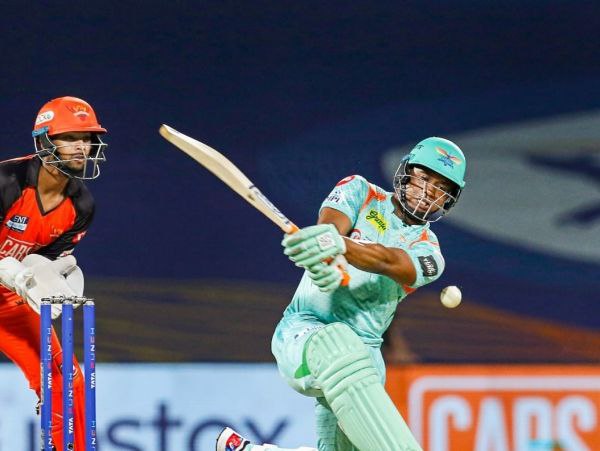 1. ಎವಿನ್ ಲೆವಿಸ್ 1. ಎವಿನ್ ಲೆವಿಸ್