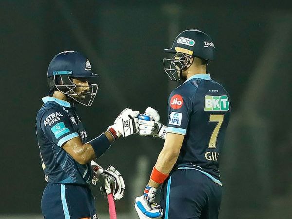 ಆರಂಭಿಕ ಆಟಗಾರರು 