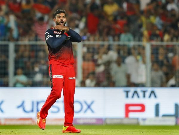 ವನಿಂದು ಹಸರಂಗ, ಶಮಿಯ ಕಡೆಗಣನೆ ವನಿಂದು ಹಸರಂಗ, ಶಮಿಯ ಕಡೆಗಣನೆ