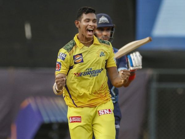 ಕಡಿಮೆ ಸಿಕ್ಸರ್ ನೀಡಿದ್ದು ಚೆನ್ನೈ ಸೂಪರ್ ಕಿಂಗ್ಸ್