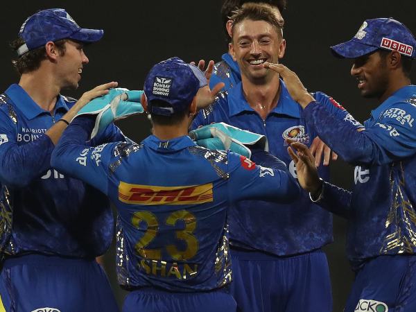 ಮುಂಬೈ ಇಂಡಿಯನ್ಸ್ ಗೆದ್ದರೆ ಮಾತ್ರ ಆರ್‌ಸಿಬಿ ಪ್ಲೇಆಫ್‌ಗೆ ಎಂಟ್ರಿ