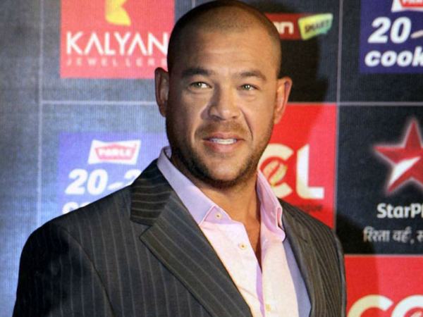 ಅವಳಿ ವಿಶ್ವಕಪ್ ವಿಜೇತ ಸದಸ್ಯ