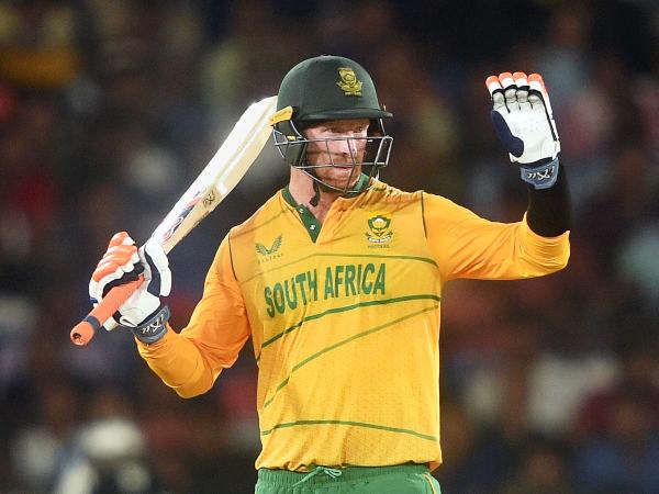 ಮೊದಲ ಓವರ್‌ನಲ್ಲಿ ಹೆಂಡ್ರಿಕ್ಸ್‌ನ ಔಟ್