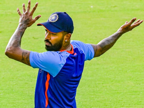 0-2 ರಿಂದ ಹಿನ್ನಡೆಯಲ್ಲಿದ್ದ ನಂತರ 2-2 ರಿಂದ ಸಮಬಲ