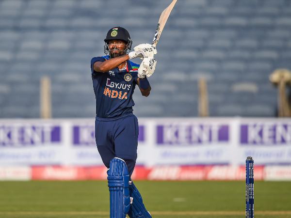 BCCI Shouldn’t Take Risk of Making Hardik Pandya Play ODIs Before T20 World Cup: Former Coach Ravi Shastri