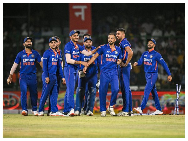 ಬೌಲಿಂಗ್‌ನಲ್ಲಿ ಎಡವಿದ ಭಾರತ