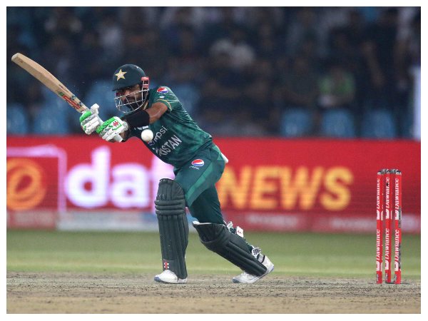 ಸತತವಾಗಿ ಅದ್ಭುತ ಪ್ರದರ್ಶನ ನೀಡುತ್ತಿರುವ ಬಾಬರ್