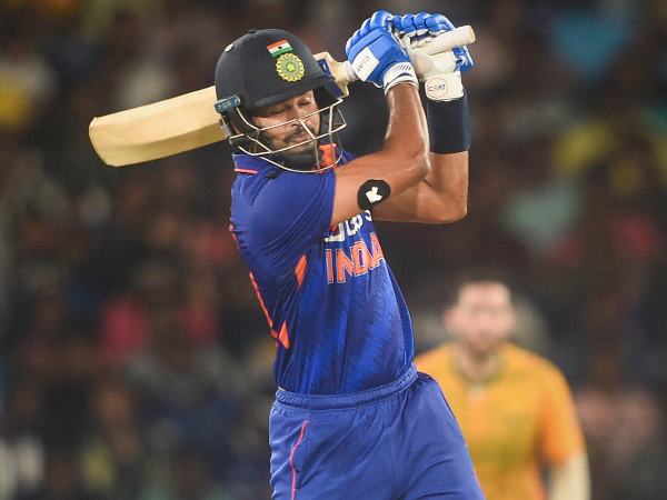 ಇನ್ನಿಂಗ್ಸ್‌ನಲ್ಲಿ ದೊಡ್ಡ ಮೊತ್ತ ಬಾರಿಸುವಲ್ಲಿ ವಿಫಲರಾದ ಅಯ್ಯರ್