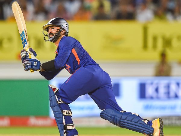 4. ಕೊಟ್ಟ ಅವಕಾಶ ಬಾಚಿಕೊಂಡ ದಿನೇಶ್ ಕಾರ್ತಿಕ್