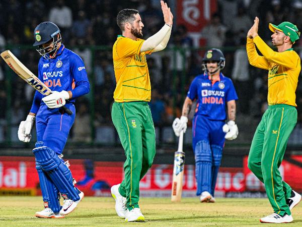 ಎರಡೂ ತಂಡಗಳ ಸಂಭಾವ್ಯ ಆಡುವ 11ರ ಬಳಗ 