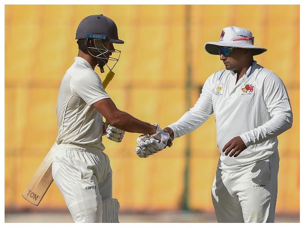 ಇನ್ನೂ 49ರನ್‌ಗಳ ಹಿನ್ನಡೆಯಲ್ಲಿರುವ ಮುಂಬೈ