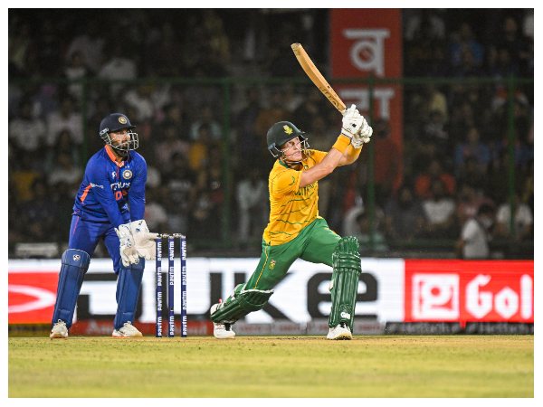 200 ರನ್ ಗಳಿಸಿ ಮೊದಲ ಸೋಲು