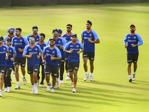 ಈ ಸರಣಿಯ ತಂಡ