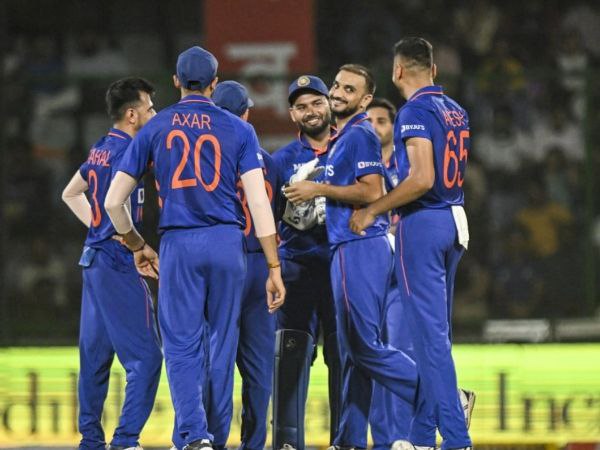 ಟೀಂ ಇಂಡಿಯಾ ಆಡುವ ಬಳಗ 