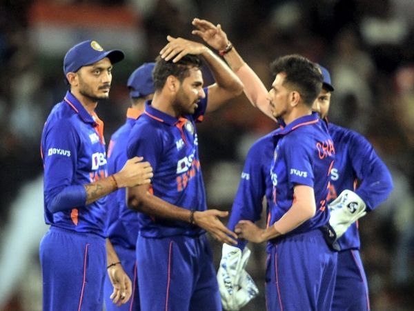 ಭುವನೇಶ್ವರ್ ಕುಮಾರ್ ಶ್ರಮ ವ್ಯರ್ಥ 