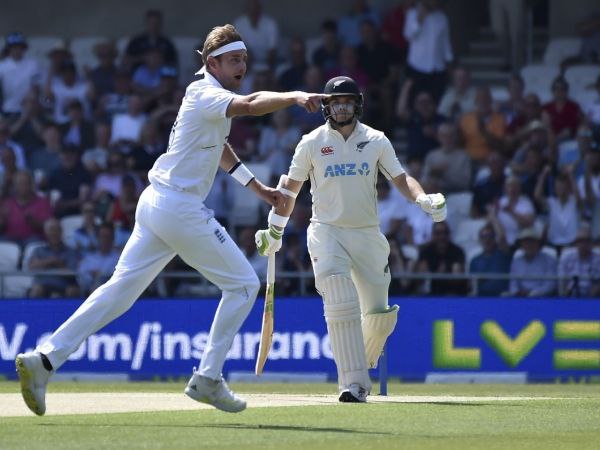 ತಲಾ 2 ವಿಕೆಟ್ ಪಡೆದ ಬ್ರಾಡ್, ಲೀಚ್