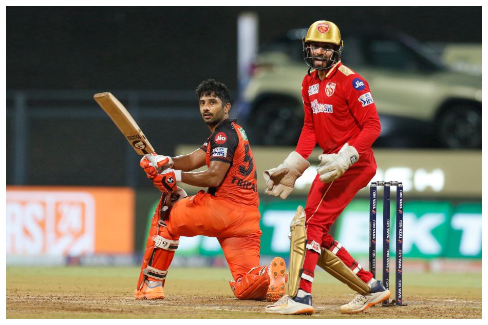 ಸನ್‌ರೈಸರ್ಸ್ ಹೈದ್ರಾಬಾದ್ ತಂಡ ರೀಟೈನ್ ಮಾಡಿಕೊಂಡ ಆಟಗಾರರು: 