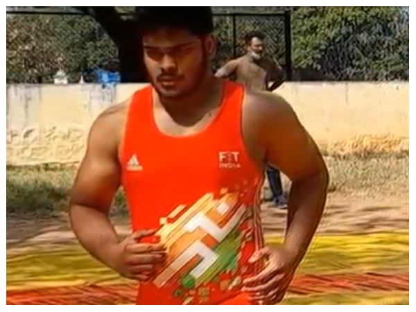 ಬಾಲ್ಯ ಜೀವನ ಮತ್ತು ಪರಿಚಯ