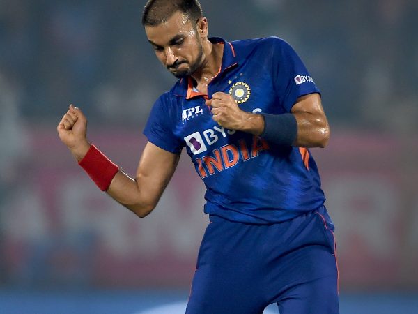 ಹೆಚ್ಚು ವಿಕೆಟ್ ಪಡೆದ ಬೌಲರ್ ಆದ ಹರ್ಷಲ್ ಪಟೇಲ್