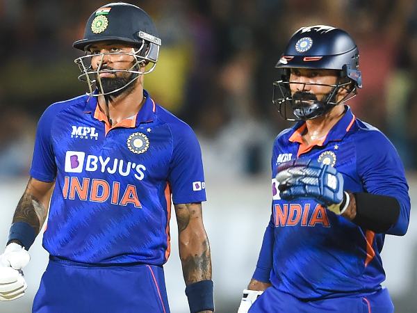 ಹಾರ್ದಿಕ್ ಪಾಂಡ್ಯ ಮತ್ತು ದಿನೇಶ್ ಕಾರ್ತಿಕ್ ಉತ್ತಮ ಫಾರ್ಮ್