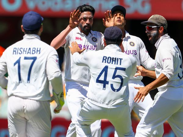 ಆಡುವ ಹನ್ನೊಂದರ ಬಳಗದಲ್ಲಿ ಸ್ಥಾನ ಪಡೆಯುವುದು ಬಹಳ ಮುಖ್ಯ