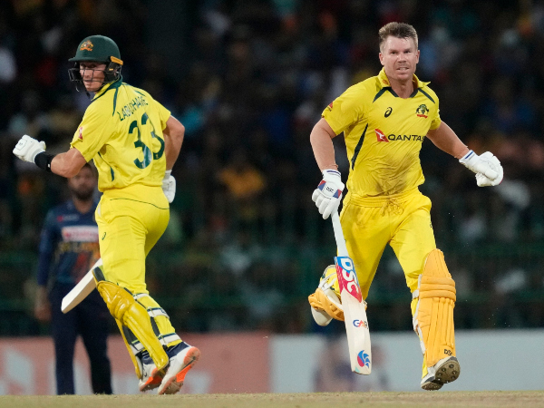 ಬ್ಯಾಟಿಂಗ್ ಲೈನ್ ಅಪ್‌ನ ಅಸ್ಥಿರತೆ