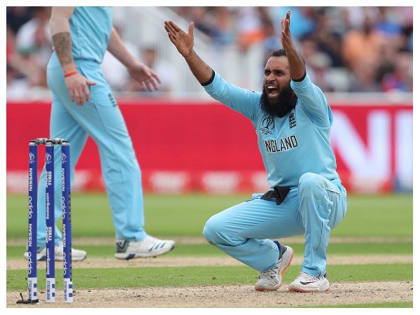 ನಂ. 3. ಆದಿಲ್ ರಶೀದ್- 92 ಸಿಕ್ಸರ್ 