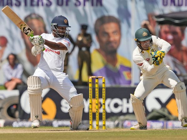 ಮೊದಲ ಓವರ್‌ನಲ್ಲಿ ನಾಲ್ಕು ಬೌಂಡರಿ ಬಾರಿಸಿದ್ದ ದಿಮುತ್ ಕರುಣಾರತ್ನೆ 