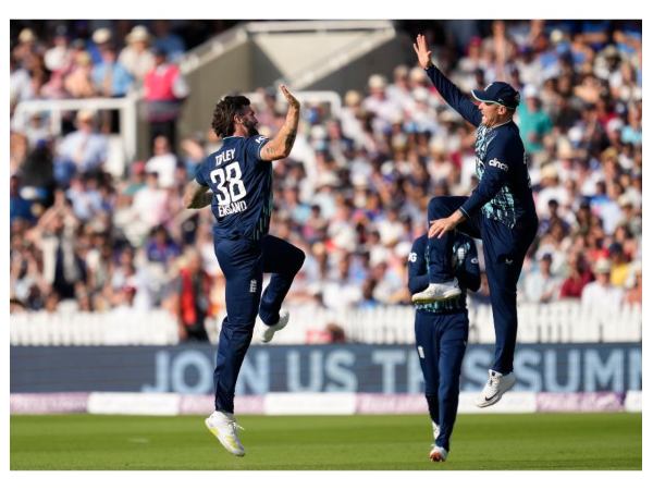 ಇಂಗ್ಲೆಂಡ್ ತಂಡದ ಪ್ಲೇಯಿಂಗ್ ಇಲೆವೆನ್