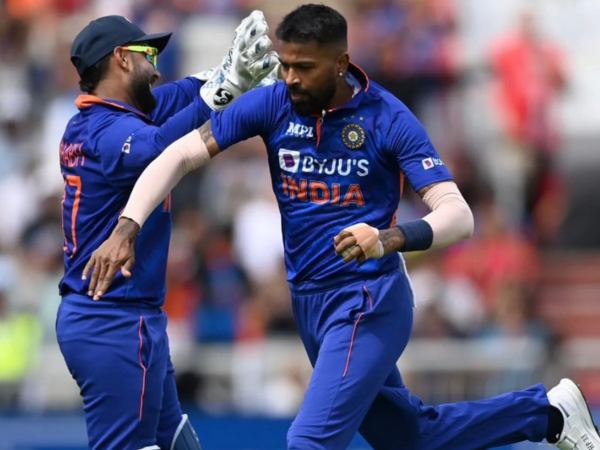 ಇದ್ದಕ್ಕಿದ್ದಂತೆ ಹಾರ್ದಿಕ್ ಅಂತಾರಾಷ್ಟ್ರೀಯ ಮಟ್ಟಕ್ಕೆ ಏರಿದರು