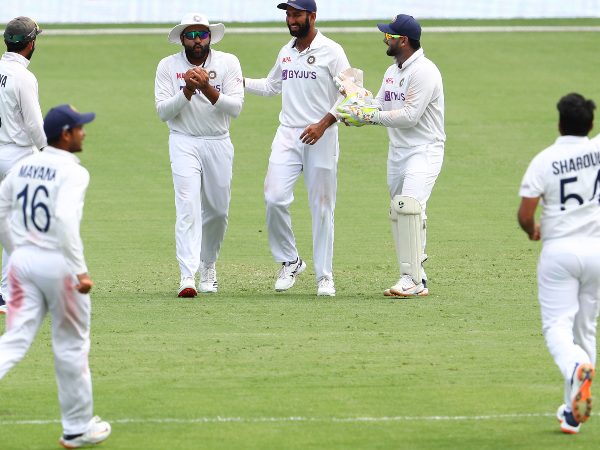 ಪ್ರತಿ ಸರಣಿಯಲ್ಲಿ ನಾಲ್ಕು ಪಂದ್ಯಗಳಿದ್ದವು