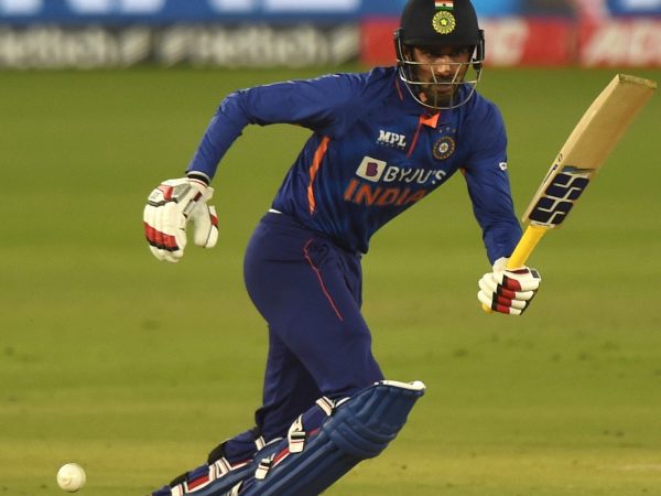 ವಿರಾಟ್ ಕೊಹ್ಲಿಗೆ ಹೂಡಾ ಸ್ಥಾನ ಬಿಟ್ಟುಕೊಡುವ ಸಾಧ್ಯತೆ